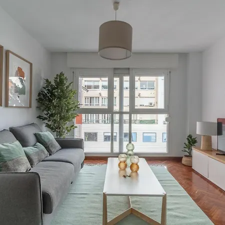 Brigth Stylish Studio - Gran Via-2
